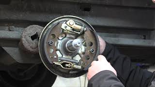 How ALKO trailer caravan brakes work [upl. by Aisekal]