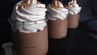 Recette de mousse chocolat chantilly Spéculoos [upl. by Atekahs432]