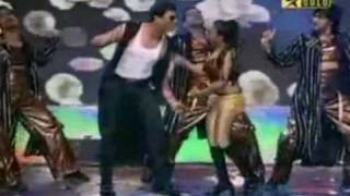 Akshay Kumar Paisa Paisa Song Perfomance at Sabse Favourite Kaun 2010 [upl. by Clair]