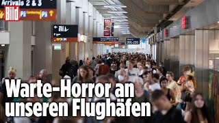 KilometerSchlange an der Sicherheitskontrolle  Flughafen [upl. by Franny]