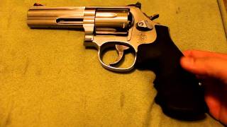 Smith and Wesson 686 4quot [upl. by Wil]