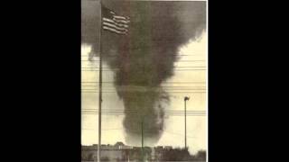 1986 FridleyBrooklyn Park MN Tornado WCCO Radio Coverage [upl. by Wohlen790]