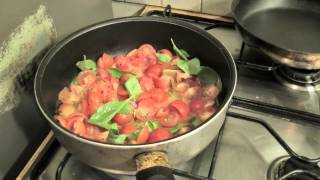 RICETTE DA SBALLO RAVIOLI FUNGHI PORCINI IN SALSA MARGHERITA [upl. by Eyllom591]