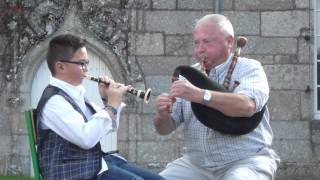 Concours biniou bombarde au Festival Fisel Mélodie du couple Le HetetLe Hetet [upl. by Suiramaj]