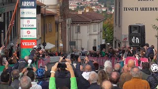 ARRIVO E PREMIAZIONI DELLA GRANFONDO IL ILOMBARDIA FELICE GIMONDI [upl. by Chalmer]