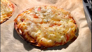 RECIPE Tortilla Pizza in 5 minutes [upl. by Alegre]