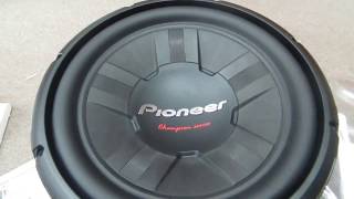 Unbox Subwoofer TSW311S4 l PIONEER Champion Series 2017 l [upl. by Ikcir]