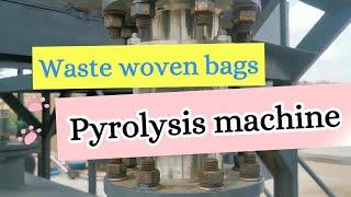 Usine de pyrolyse de plastique pour alimenterVente à chaud au Nigéria projet de machine à pyrolyse [upl. by Ykcub]