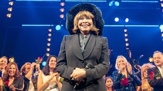 TINA  DAS TINA TURNER MUSICAL feiert Premiere in Hamburg [upl. by Nylatsirhc787]