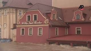 Historic centre of Klodzko town goes underwater as southwestern Poland hit by floods [upl. by Poppo]