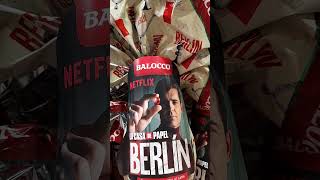 Uovo di Pasqua La casa de Papel Berlin cioccolato al latte Netflix Balocco [upl. by Cressida313]