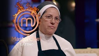 MasterChef Latino  Eliminan a Sor Juliana de la competencia  Entretenimiento [upl. by Annibo]