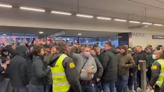 Porto vs Lazio Tifosi Sodalizio e Ultras Lazio arrivano in Portogallo Saluti ai Fratelli del Porto [upl. by Hamal]