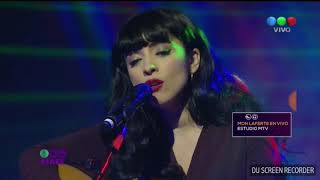 Mon Laferte  Mi buen amor  Estudio MTV  Telefe  Staff de noticias [upl. by Eelarual]