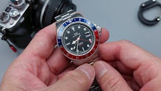 Glycine Combat Sub GMT BlueRed GL0381 Review [upl. by Kayne810]