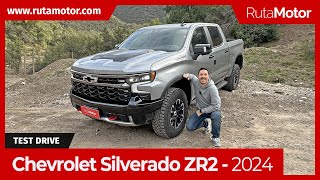 Chevrolet Silverado ZR2 62  Nunca es tarde para subirse a una pickup V8 de verdad Test Drive [upl. by Elrae]