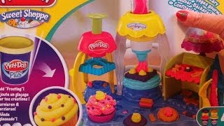 2015 PlayDoh Frosting Fun Bakery Playset Mold amp Bake Cupcakes unboxing [upl. by Eedeed157]