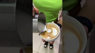 Tulip latte art [upl. by Bearce]