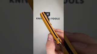 Benchmade Mini Bugout 533 08 Yellow Grivory pocket knife [upl. by Aenitsirhc]