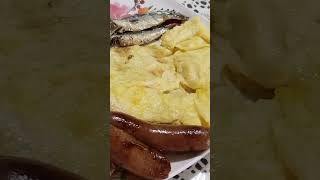 My breakfast fried dry fish chicken langoniza srumbled eggs [upl. by Kursh]