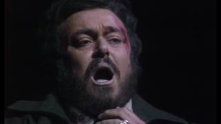 E lucevan le stelle Luciano Pavarotti 1978 english captions [upl. by Pussej]