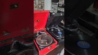 Old Gramophone Played Songs Without Electricity 😮 ytshort shorts [upl. by Adriana779]