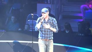 Cole Swindell quotSwayinquot 22114 [upl. by Eatnwahs]