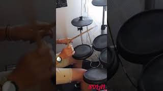 Je recopie un de mes anciens short  music drumssolo solal [upl. by Prochoras]