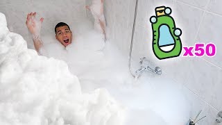 50 SHAMPOO FLASCHEN VS BADEWANNE  SCHAUM EXPERIMENT  Kelvin und Marvin [upl. by Bhayani860]