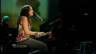 Norah Jones  She Live [upl. by Asher]