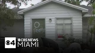 Fort Myers residents who evacuated fear what theyll find when they return [upl. by Snevets]