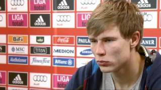 Pressetalk mit Holger Badstuber [upl. by Wallinga850]