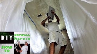 How to Skip Trowel Texture a bathroom ceiling FAST in less than 7 minutes [upl. by Novanod62]