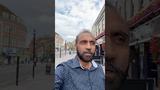 Touring High street Slough UK  Queensmere shopping centre on its last leg History is being [upl. by Adnahsam620]