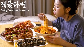 Real Mukbang Real Spicy Seafood Ramyun ftSpicy Jokbal Gimbap ☆ Korean Market Tour [upl. by Whalen]