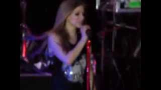 quotDONT TELL MEquot  Avril Lavigne Live in Manila 21612 HD [upl. by Ragnar740]