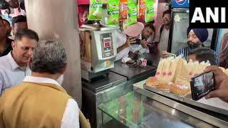 WATCH  Haryana Minister Anil Vij Takes Action Against Shopkeepers At Ambala Cantt Bus Stand [upl. by Colan]