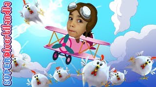 ✈ Robando Gallinas en Avión 🐓 Looping Louie de Hasbro Gaming [upl. by Nick815]