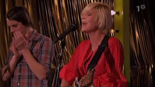 Kajsa Grytt amp Andreas Kleerup  Slicka Mig Ren Live Bingo Royale 2007 [upl. by Orfield540]