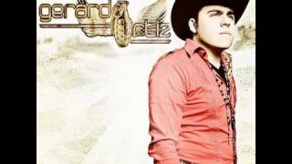 Gerardo Ortiz  Empleado de la Mafia ESTUDIO 2010 [upl. by Ellainad]