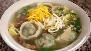 Dumpling soup Manduguk 만두국 [upl. by Ynnav]