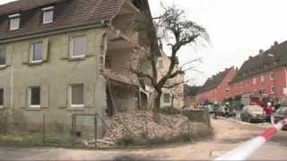 Gasexplosion in Schweinfurt Ganze Hauswand stürzt ein [upl. by Florence]