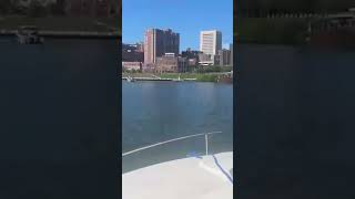 Timelapse Cuyahoga River Downtown Cleveland boat boating saltybeachtraveler [upl. by Yetak384]