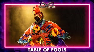 Papegaai  ‘Table Of Fools’  Aflevering 6  The Masked Singer  VTM [upl. by Petta]