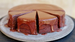 Un super gâteau sans beurre chocolat carotte  Une base idéale pour un gâteau dhalloween [upl. by Imena]