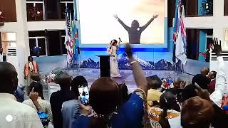 Le repos de Dieu  Jéhovah avec Mm lOr Mbongo à la Borne Matadi Moments forts [upl. by Sim525]