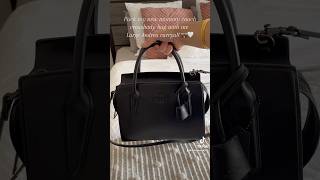 Coach Large Andrea Carryall Bag 😍 Classic and Elegant [upl. by Attelrac839]