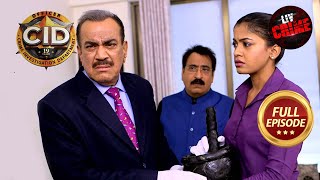 ACP ने क्यों लगाई Shreya के हाथ में हथकड़ी  CID  Memories  सीआईडी  15 Sep 2023 [upl. by Tressa]