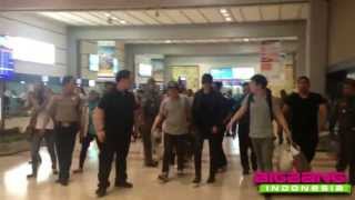 130419 BIGBANG Sans GDragon at Soekarno Hatta Airport Jakarta [upl. by Cartie]