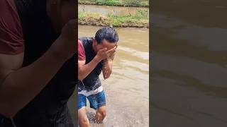 Jantung hampir mau copot woow😅funnyvideo videolucu comedy komedi edit [upl. by Aihsaei]